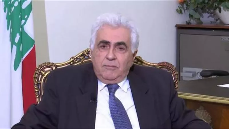 أنباء عن استقالات وشيكة في الحكومة اللبنانية