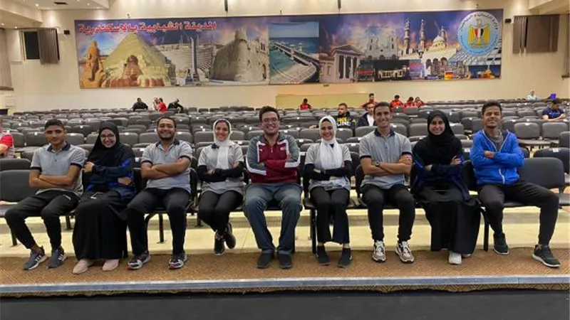 طلاب جامعة حلوان يشاركون فى ملتقي الإتحادات الطلابية بالجامعات