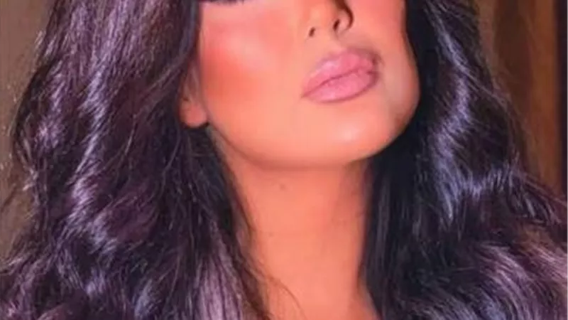 سر غياب غادة عبد الرازق عن المهرجانات