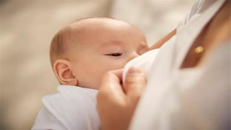 في اليوم العالمي لها.. معلومات لا تعرفها عن فوائد الرضاعة الطبيعية