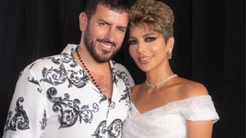 شام الذهبى تحتفل بزواج والدتها على طريقتها الخاصة