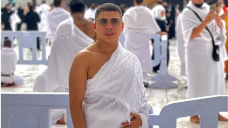 عمر كمال يدعم صديقه حسن شاكوش: ربنا يفكها عليك