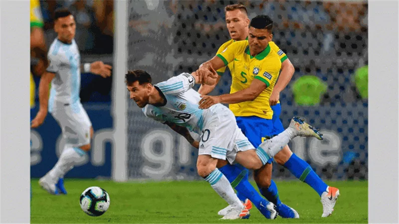 كلاسيكو ساخن بين الأرجنتين والبرازيل فى تصفيات المونديال