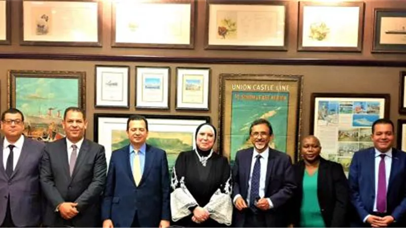وزيرة التجارة والصناعة تبحث مع نظيرها الجنوب افريقي سبل تعزيز التعاون التجاري والصناعي بين البلدين