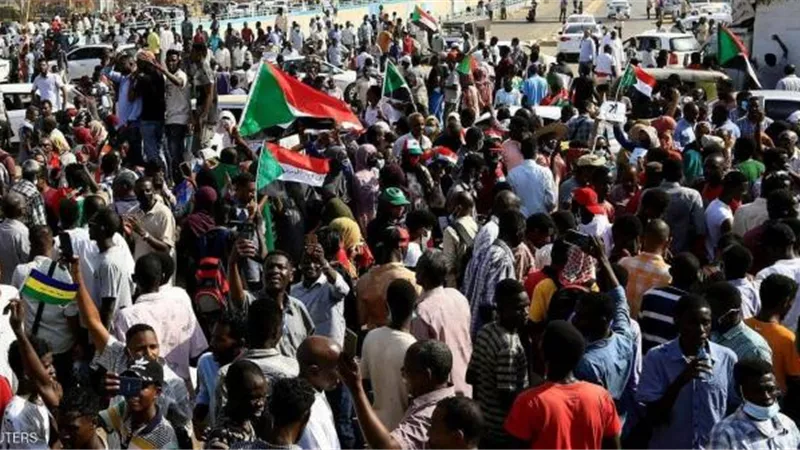 محكمة سودانية تأمر بحبس مدراء شركات الاتصالات لحين عودة الانترنت