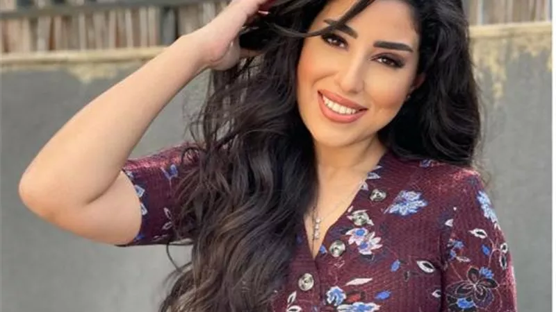 أيتن عامر تستعرض رشاقتها بإطلالة مختلفة