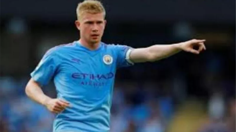 دي بروين يتوج بجائزة أفضل لاعب في مانشستر سيتي