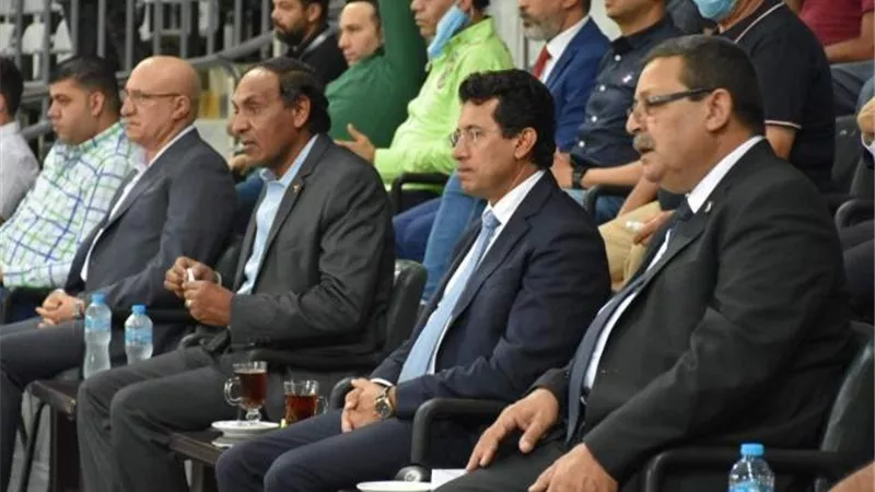 وزير الرياضة يشهد أولي مباريات الدورى المصري العام بعد استئنافه