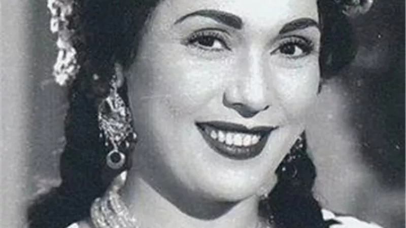الراقصة و الصهاينة ..  عندما  ضربت  تحية كاريوكا نجم عالمي  بالشبشب