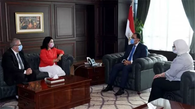 مدبولى يشكر ممثل الصحة العالمية في القاهرة بعد انتهاء فترته
