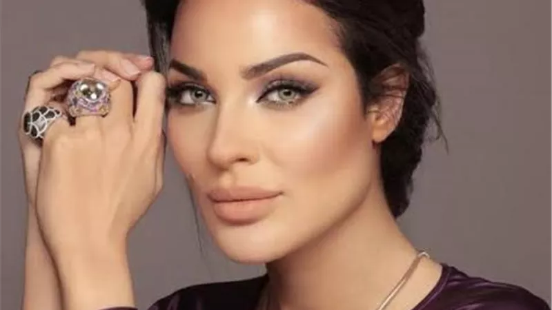بالفيديو..منزل نادين نسيب نجيم مغطى بالدماء بعد انفحار مرفأ بيروت