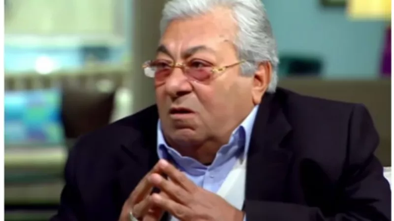 شخصيته في ”الراقصة والسياسي” سببت له أزمة.. حكايات في حياة فاروق فلوكس