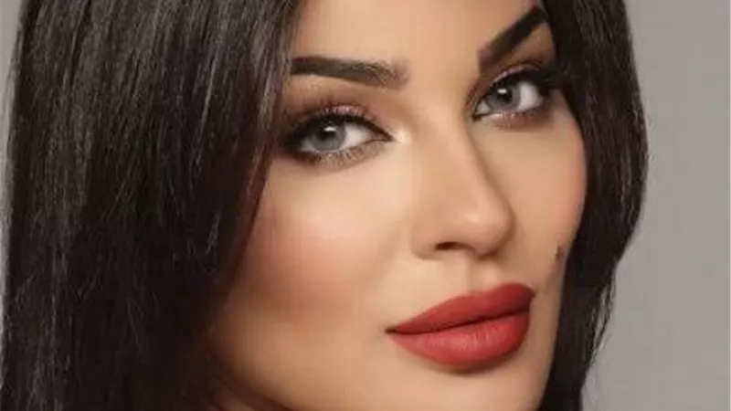 نادين نسيب نجيم تنشر فيديو لحظة الانفجار وتعرضها للإصابة