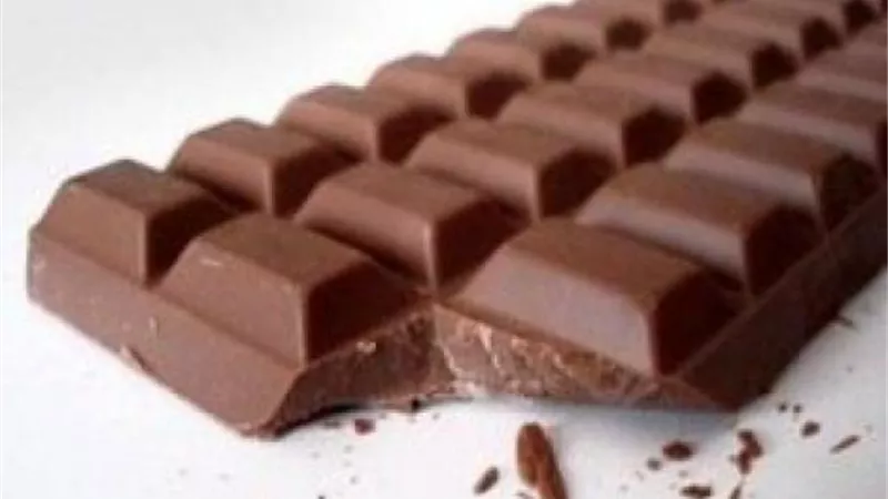 خلى بالك.. هذا ما يحدث للجسم عند تناول الشوكولاتة يوميًا