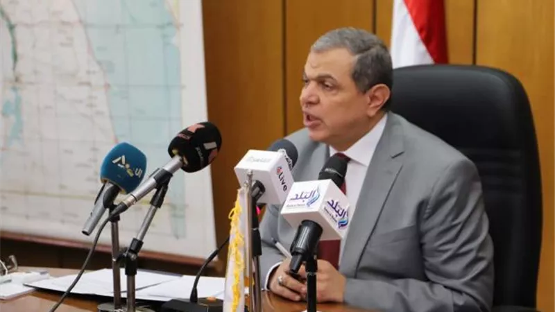 وزير القوى العاملة يعلن نبأ سار بشأن العمالة غير المنتظمة