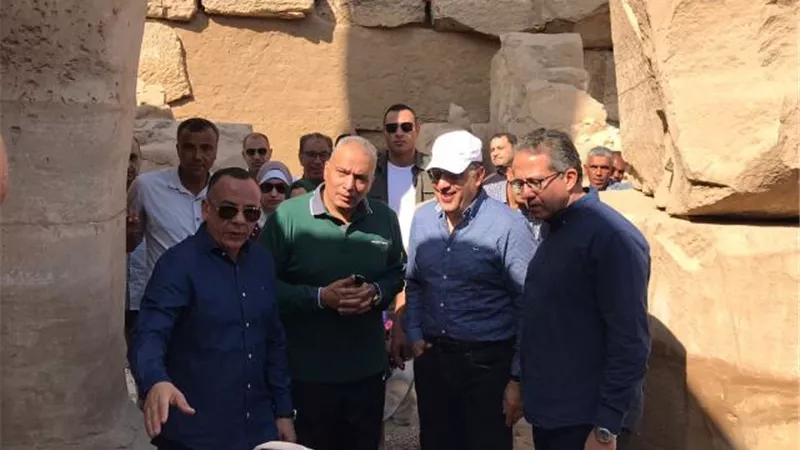 رئيس الوزراء ووزير السياحة يتفقدان معابد الكرنك