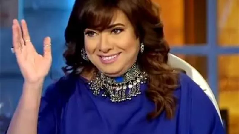نشوى مصطفى ترد علي منتقدى وصفها رشوان توفيق بـ ولى من أولياء الله