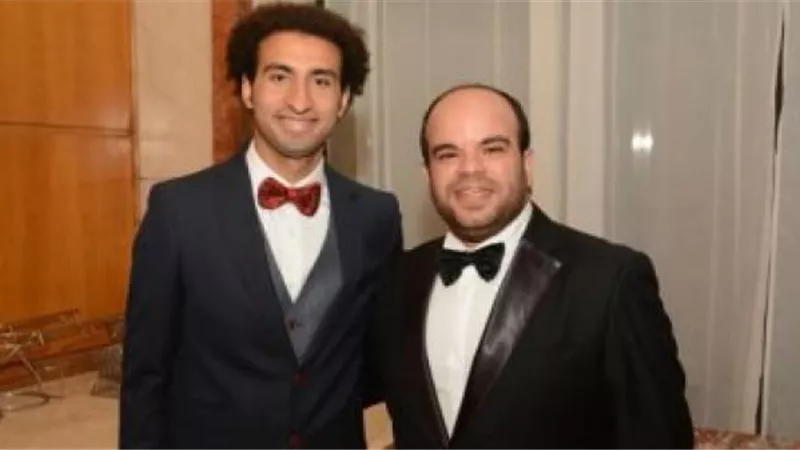 بالفيديو.. علي ربيع يحتفل بإقتراب إنتهاء تصوير ”الخطة العامية” بصحبة محمد عبد الرحمن