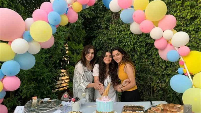 ”كل سنة وأنتِ عمرى وأول فرحتي”.. روجينا تحتفل بعيد ميلاد نجلتها
