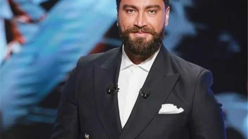 معتصم النهار بعد نجاته من إنفجار بيروت: ”من قلبى سلام لفلسطين ودمشق وبغداد”