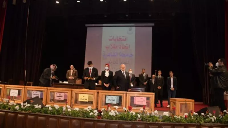 جامعة القاهرة تسدل الستار على الانتخابات الطلابية .. تفاصيل وصور
