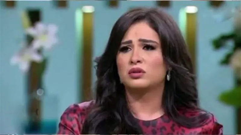 بعد تصدرها التريند.. تفاصيل الظهور الأول لـ ياسمين عبد العزيز وزوجها