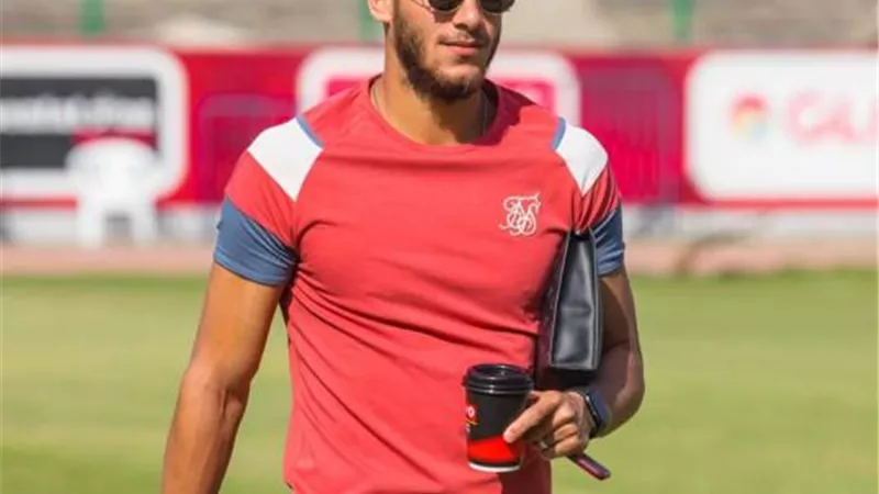 الخطيب يطلب حسم ملف التعاقد مع رمضان صبحي