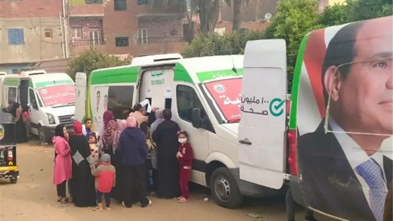 علاج بالمجان.. إطلاق 5 قوافل علاجية للكشف على 7 آلاف مواطن بقرى الجيزة