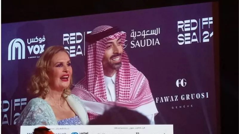 يسرا ولبلبة ونيللى كريم.. أبرز المشاركين في مهرجان البحر الأحمر السينمائي