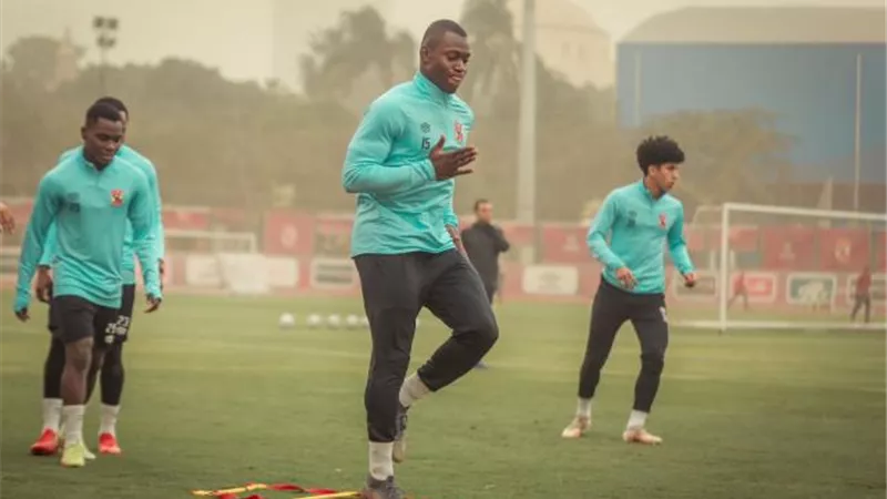 اليو ديانج ينتظم فى تدريبات الأهلى استعداداً للسوبر الأفريقى