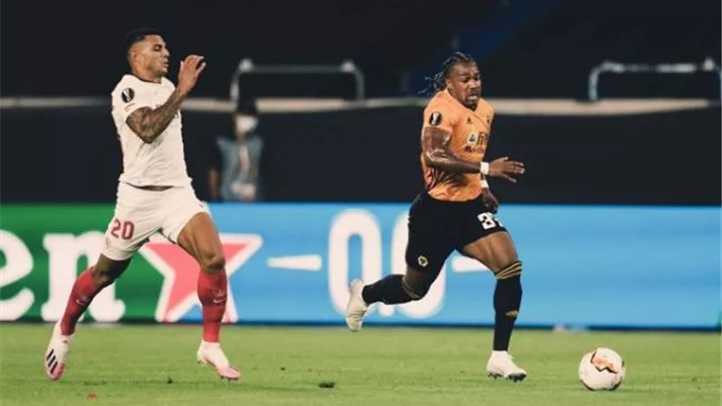 التعادل السلبي يسيطر على الشوط الأول من مباراة إشبيلية وولفرهامبتون