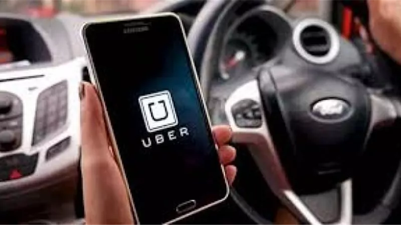 شبح البطالة يهدد سائقى ” أوبر ” بولاية كاليفورنيا الامريكية