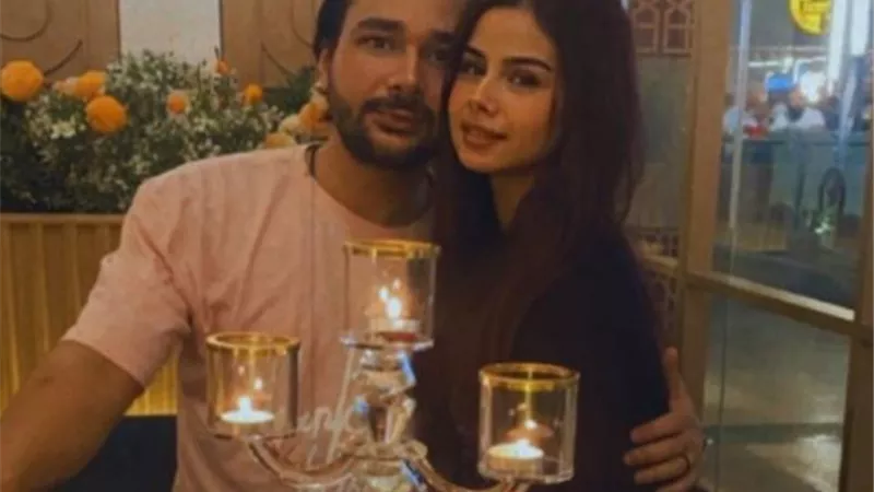 ممنوع حضور المعازيم.. زوج منة عرفة يعلن موعد حفل زفافه