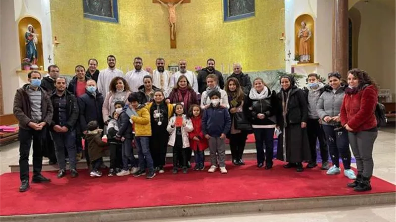 بالصور.. كواليس تنظيم يوم روحي للأقباط الكاثوليك بروما