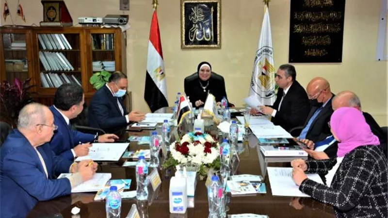 نيفين جامع: حريصون على تعزيز دور جهاز تنمية الصناعات في تقديم الخدمات الاستشارية والهندسية لتنمية قطاعات الصناعة