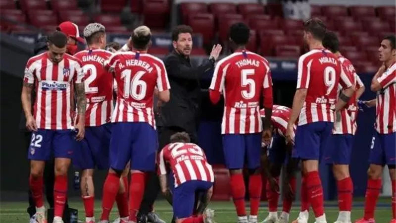 لايبزج ضد أتلتيكو مدريد.. إنتهاء الشوط الأول بالتعادل السلبي