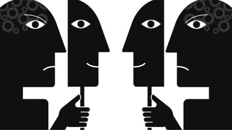 بدون نفاق.. كيف تتقي شر السفهاء؟