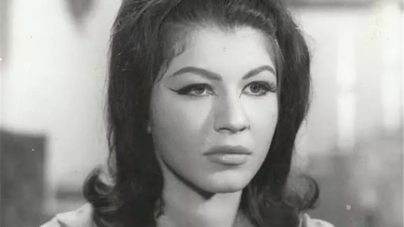 تفاصيل المشهد الذي أبكى شويكار في ”السفارة في العمارة”