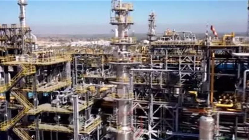 توريد موزعات الجهد المتوسط لمشروع مجمع انتاج البنزين بأسيوط من «ABB»