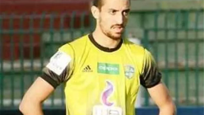 طاهر محمد طاهر ينتظم في تدريبات المقاولون بعد تعافيه من الإصابة