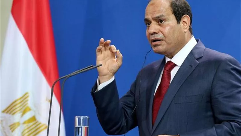 السيسي: لن نسمح ببناء مخالف على المحاور الجديدة