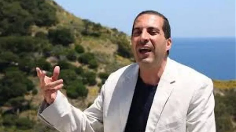 بالفيديو..عمرو خالد يكشف فضل ذكر نبوي يمنحك 5 جوائز في اليوم
