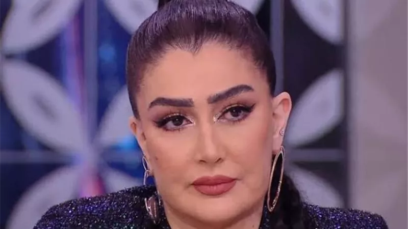 غادة عبد الرازق تخطف الأنظار بإطلالة محتشمة فى أحدث جلسة تصوير