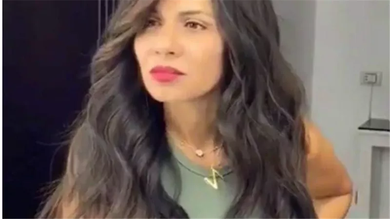 نجلاء بدر تجذب أنظار جمهورها بـ”لوك” مختلف