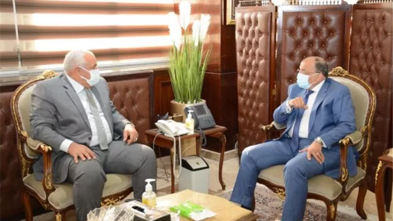 تفاصيل لقاء وزير التنمية المحلية ومحافظ الوادي الجديد