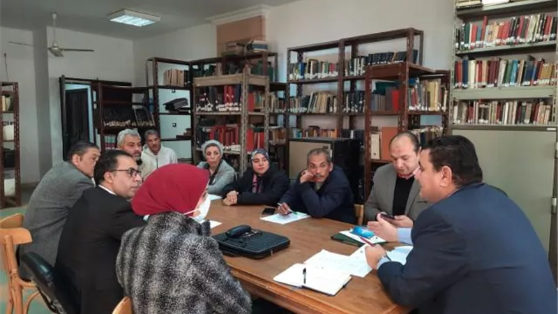 كلية آثار عين شمس تستعد لإمتحانات نصف العام الدراسي