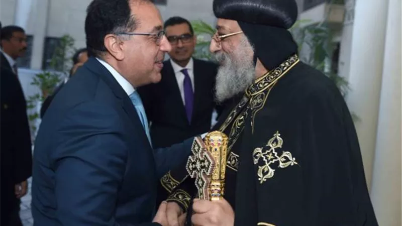 مدبولى يتوجه للكاتدرائية لتهنئة البابا تواضروس الثانى بعيد الميلاد المجيد