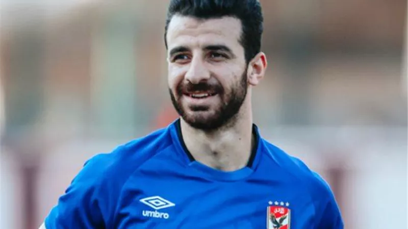 خالد الغندور يواسي محمود متولي بعد إصابته بالصليبي :الف مليون سلامة