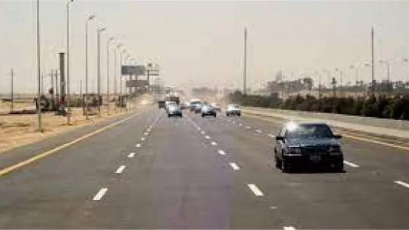 إغلاق طريق ”الإسماعيلية - القاهرة” بسبب الشبورة المائية الكثيفة