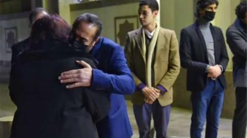 محمد منير وصلاح عبدالله يحضران عزاء الراحل أحمد الحجار